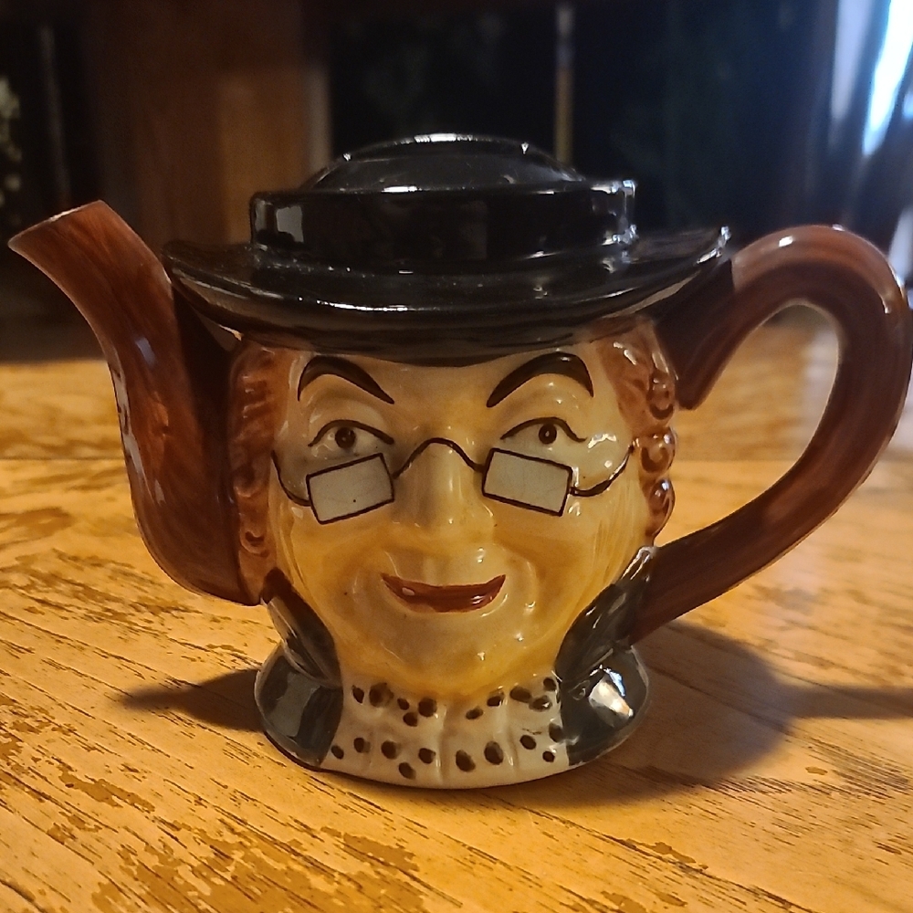 Unique Brown and Black Character Teapot for Kitchen